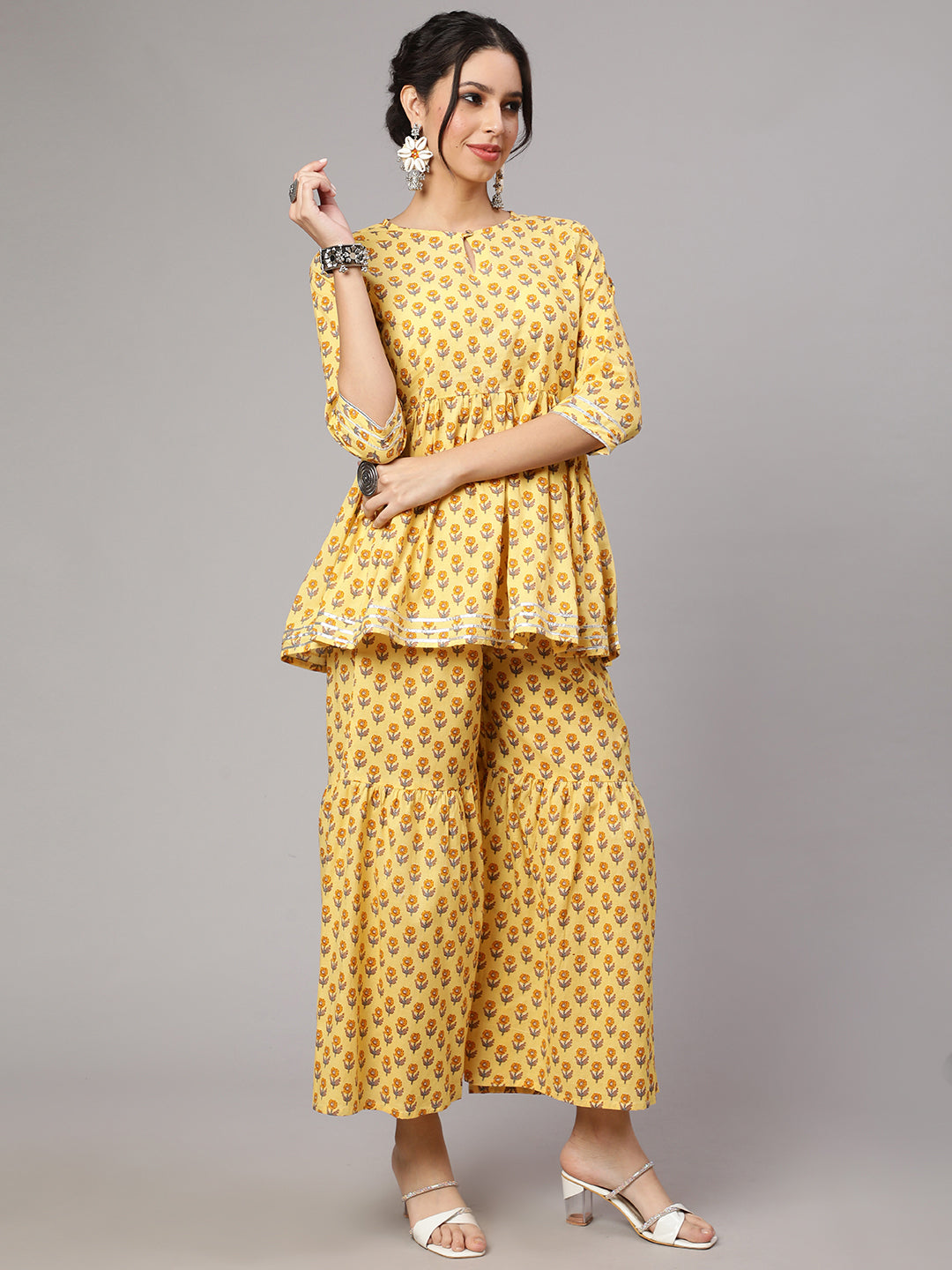 SAK JAIPUR Floral Printed Keyhole Neck Pure Cotton Kurti with Sharara & With Dupatta