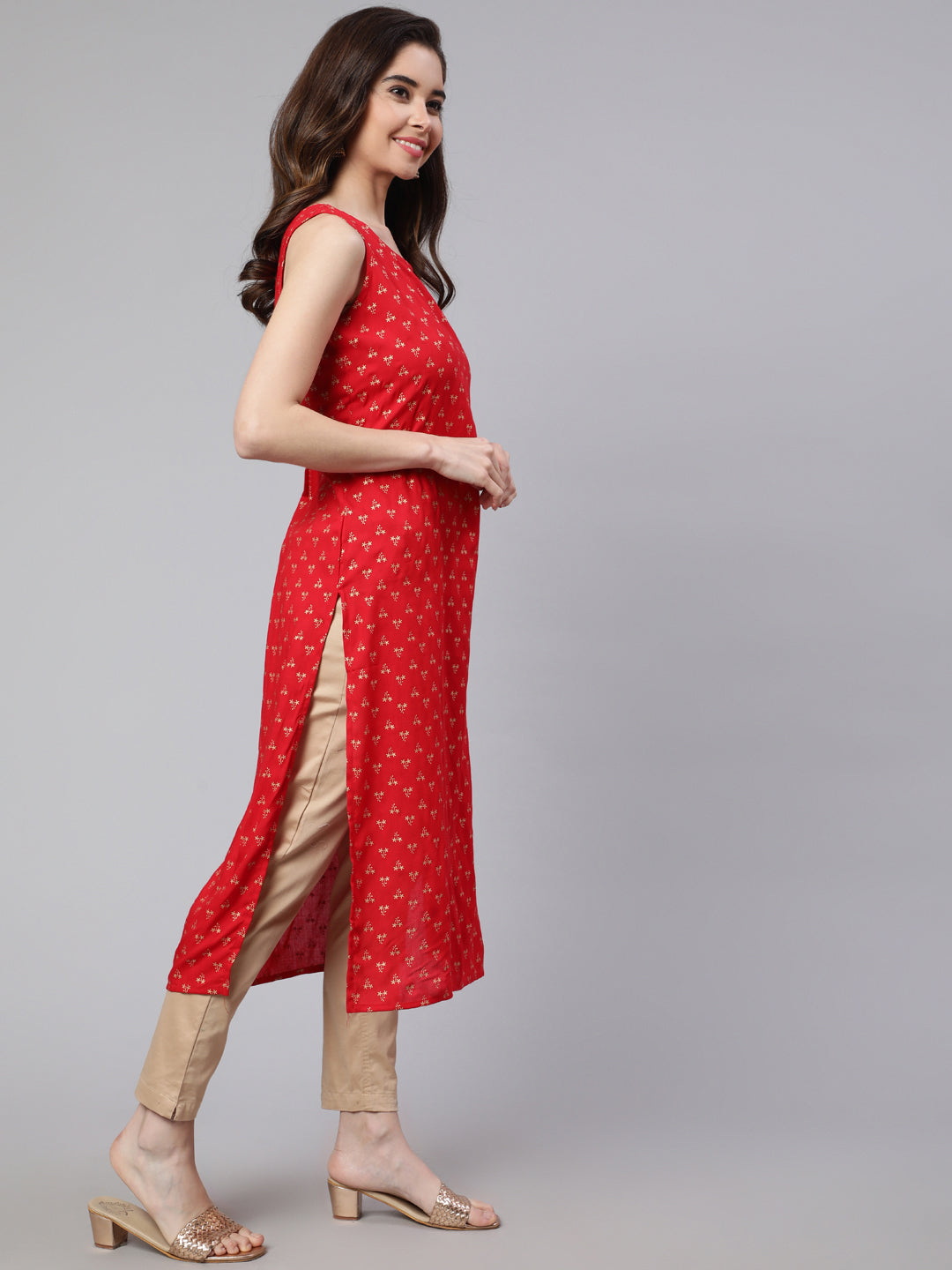 SAK Jaipur Women Printed Rayon Sleeveless Round Neck Calf Length Straight Kurta (Red)