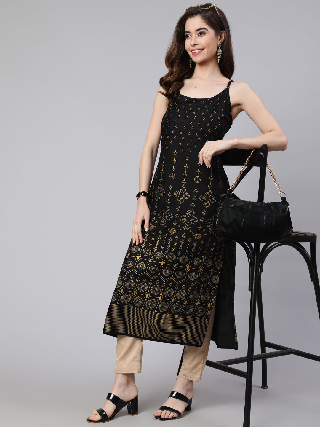 SAK Jaipur Women Printed Rayon Sleeveless Round Neck Calf Length Straight Kurta (Black)