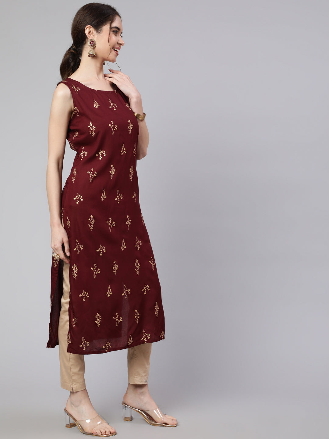 SAK Jaipur Women Printed Rayon Sleeveless Round Neck Calf Length Straight Kurta (Maroon)