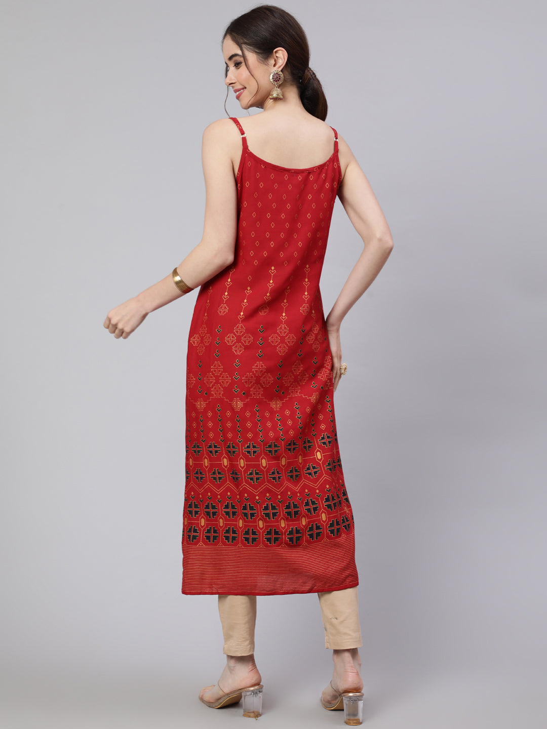 SAK Jaipur Women Printed Rayon Sleeveless Round Neck Calf Length Straight Kurta (Red)