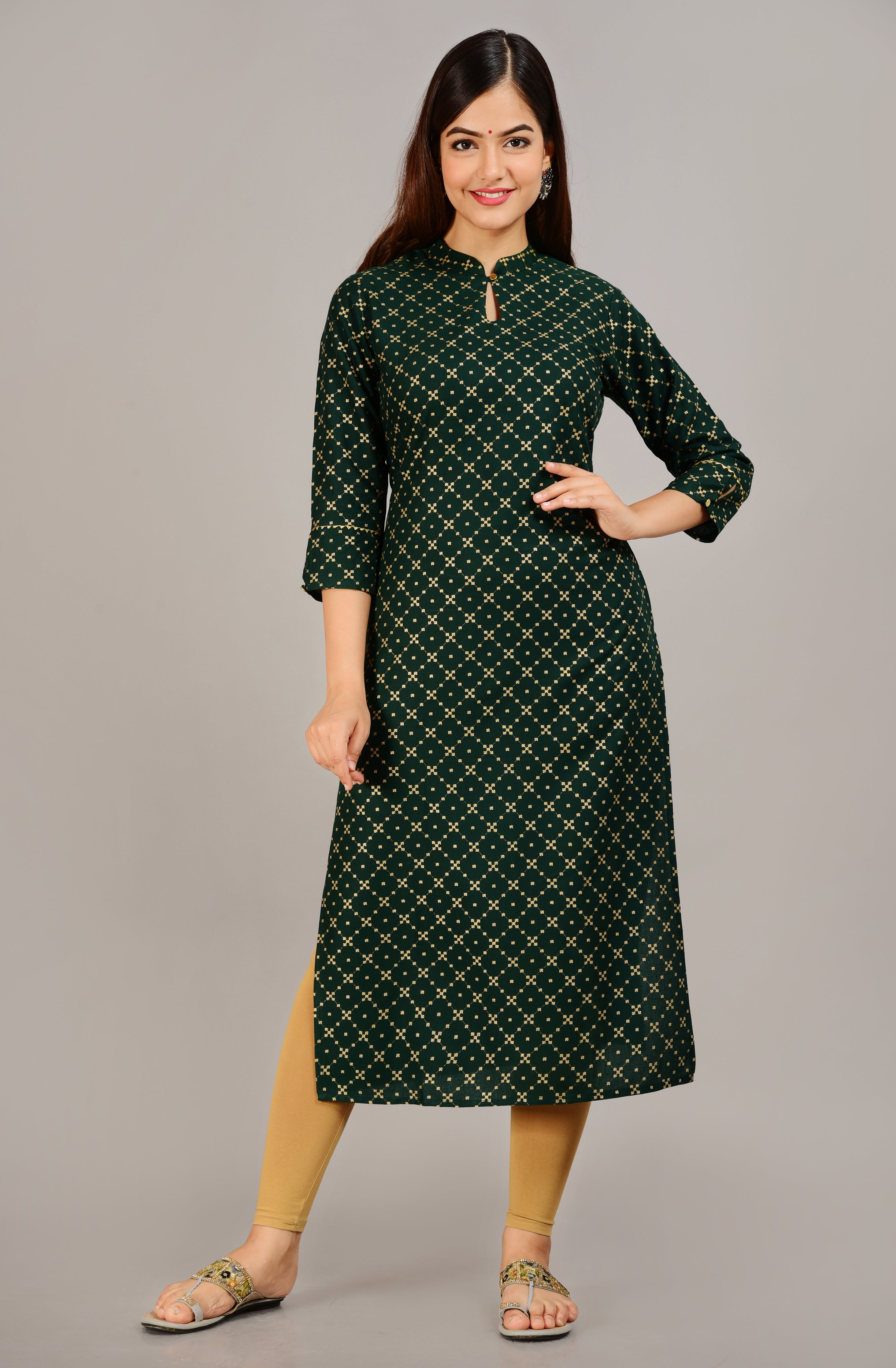 SAK Jaipur Women Printed Rayon 3/4 sleeve Keyhole Neck Calf Length Straight Kurta (Green)