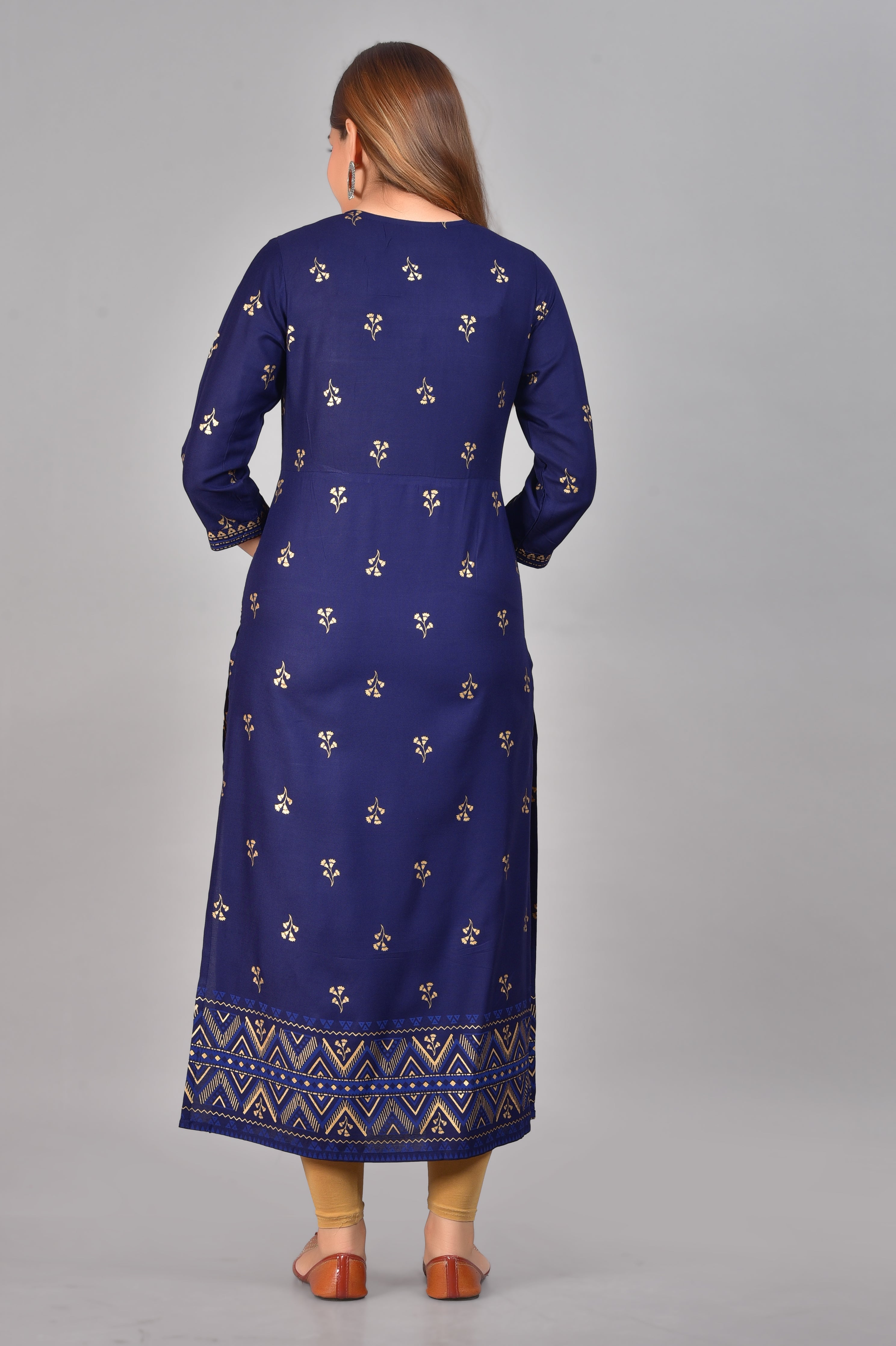 SAK Jaipur Women Printed Rayon 3/4 Sleeve Keyhole Neck Calf Length Straight Kurta (Blue)